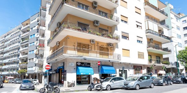 appartamento in vendita a Napoli in zona Vomero