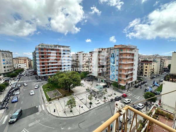appartamento in vendita a Napoli in zona Arenella