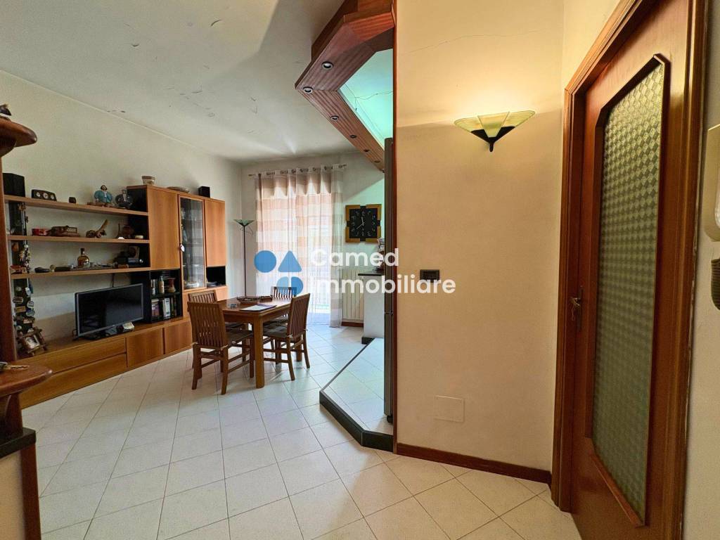appartamento in vendita a Napoli in zona Pianura