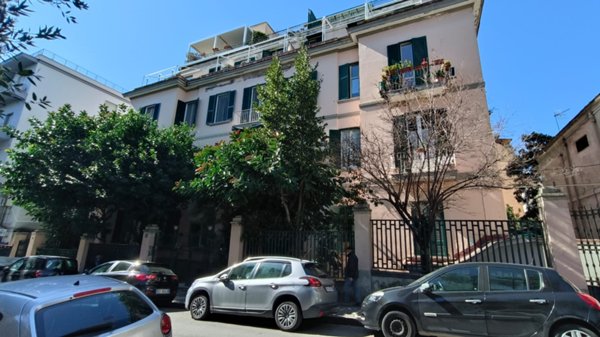 appartamento in vendita a Napoli in zona Bagnoli