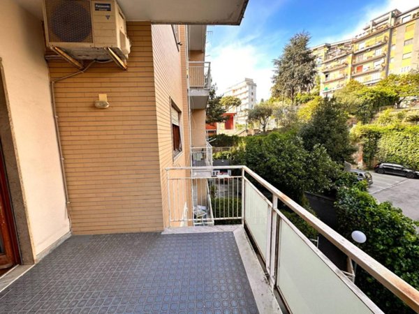 appartamento in vendita a Napoli in zona Arenella