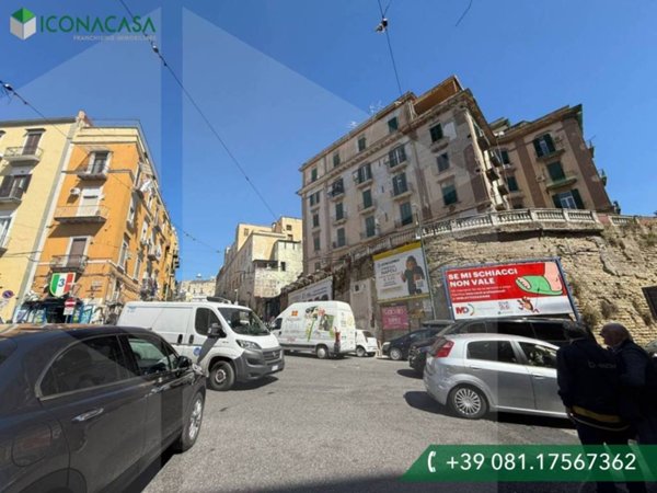 appartamento in vendita a Napoli in zona Mercato