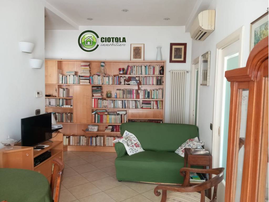 appartamento in vendita a Napoli in zona Soccavo