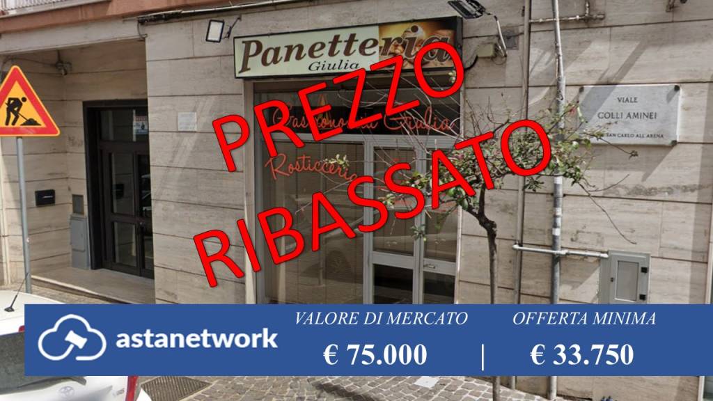 negozio in vendita a Napoli in zona Capodimonte / Colli Aminei
