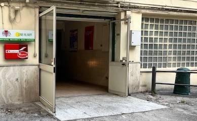 ufficio in vendita a Napoli in zona Chiaia
