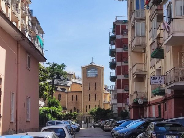 appartamento in vendita a Napoli in zona Secondigliano