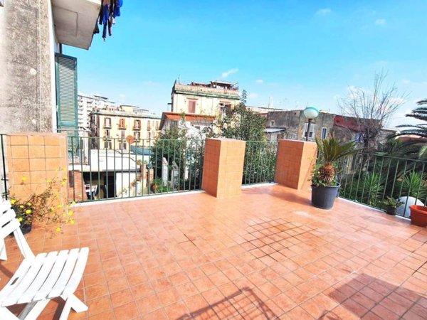 appartamento in vendita a Napoli in zona Avvocata