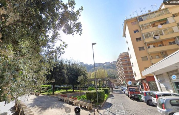 appartamento in vendita a Napoli in zona Fuorigrotta