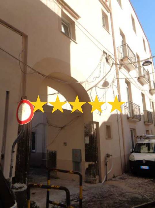 appartamento in vendita a Napoli in zona Stella