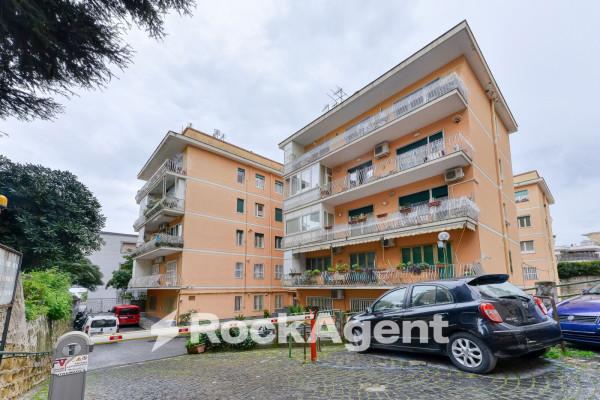 appartamento in vendita a Napoli in zona Posillipo