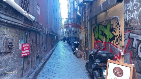 appartamento in vendita a Napoli in zona Pendino / San Giuseppe