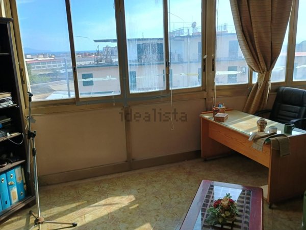 appartamento in vendita a Napoli in zona Barra