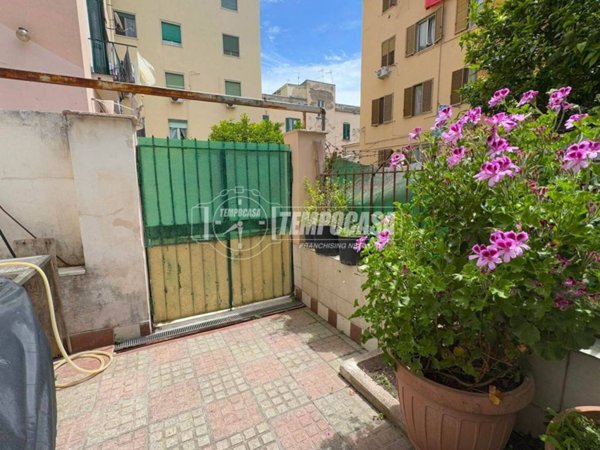 appartamento in vendita a Napoli in zona Bagnoli