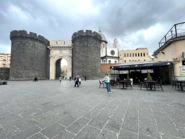appartamento in vendita a Napoli in zona Pendino / San Giuseppe