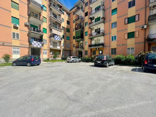 appartamento in vendita a Napoli in zona Ponticelli