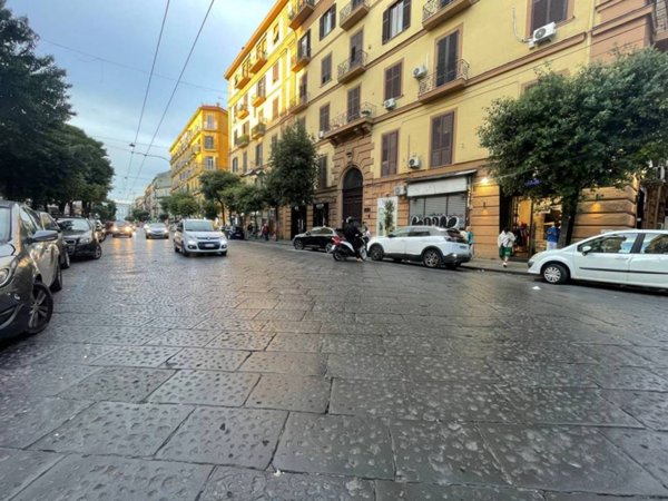 appartamento in vendita a Napoli in zona Pendino / San Giuseppe