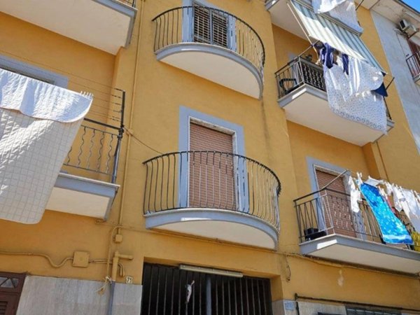 appartamento in vendita a Napoli in zona Barra