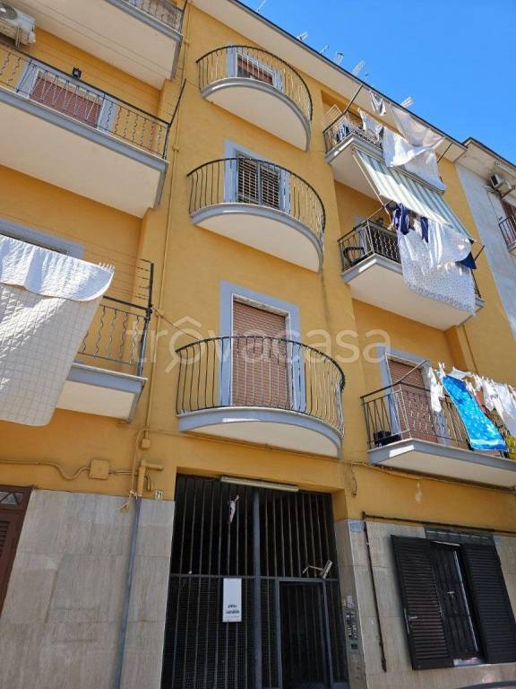 appartamento in vendita a Napoli in zona Barra