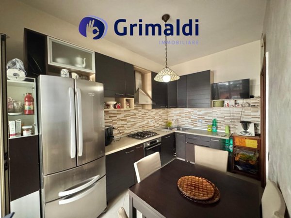 appartamento in vendita a Napoli in zona Bagnoli
