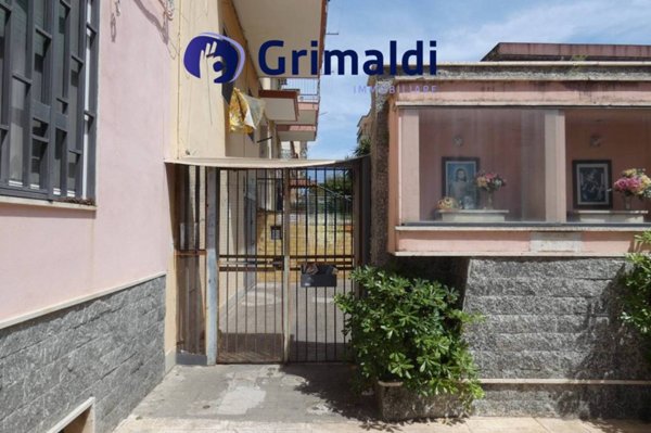 appartamento in vendita a Napoli in zona Bagnoli