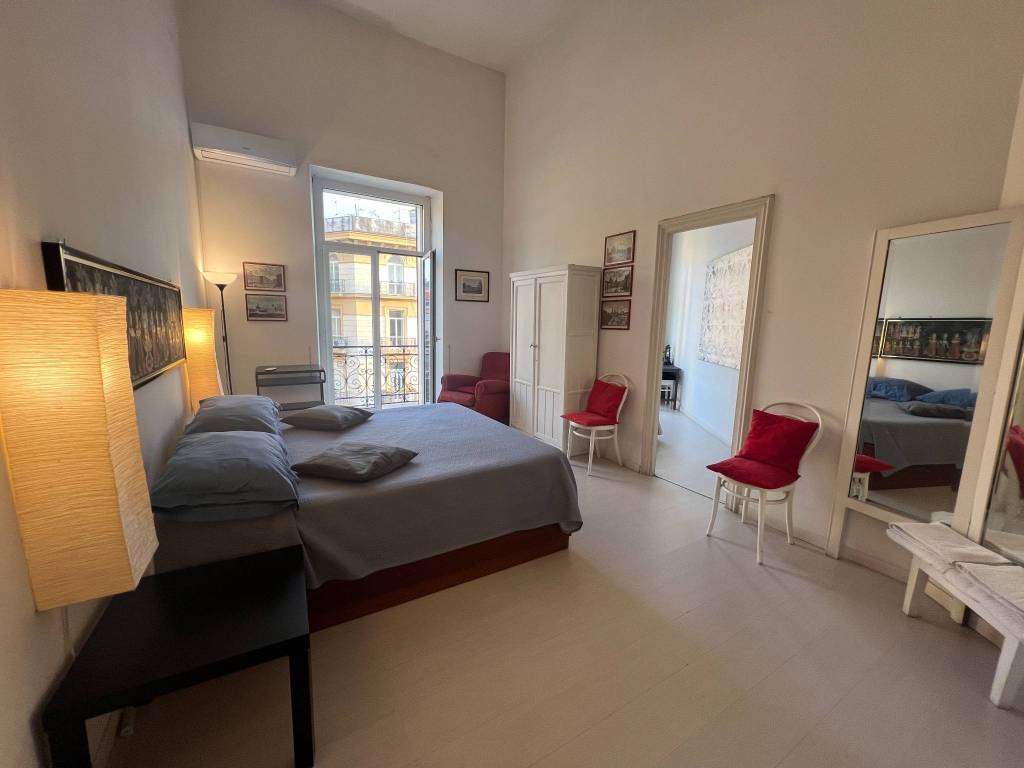appartamento in vendita a Napoli in zona Stella