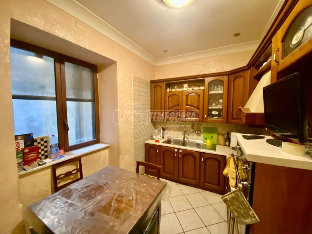appartamento in vendita a Napoli in zona Pendino / San Giuseppe