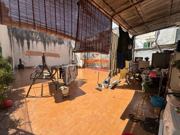 appartamento in vendita a Napoli in zona Pendino / San Giuseppe