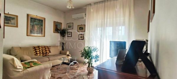 appartamento in vendita a Napoli in zona Arenella