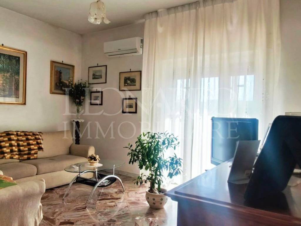 appartamento in vendita a Napoli in zona Montecalvario
