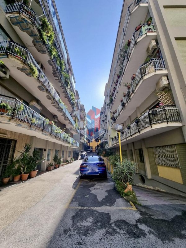 appartamento in vendita a Napoli in zona Vomero