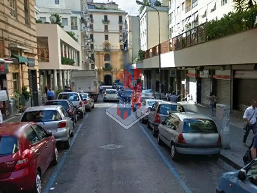 negozio in vendita a Napoli in zona Vomero