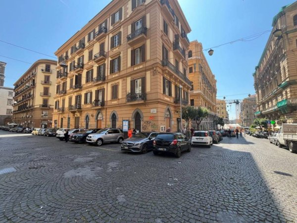 appartamento in vendita a Napoli in zona Pendino / San Giuseppe