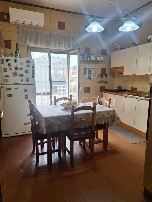 appartamento in vendita a Napoli in zona Fuorigrotta