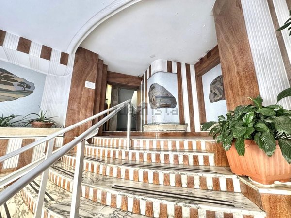 appartamento in vendita a Napoli in zona Arenella
