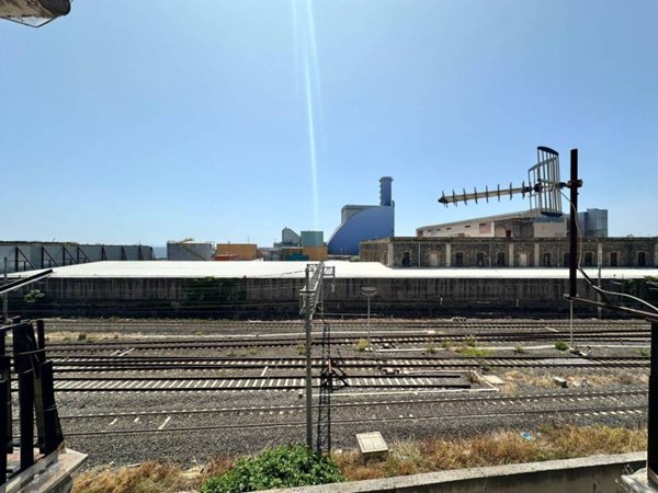 appartamento in vendita a Napoli in zona Barra