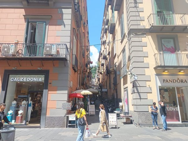appartamento in vendita a Napoli
