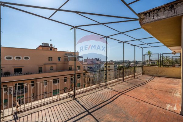 appartamento in vendita a Napoli in zona Vomero