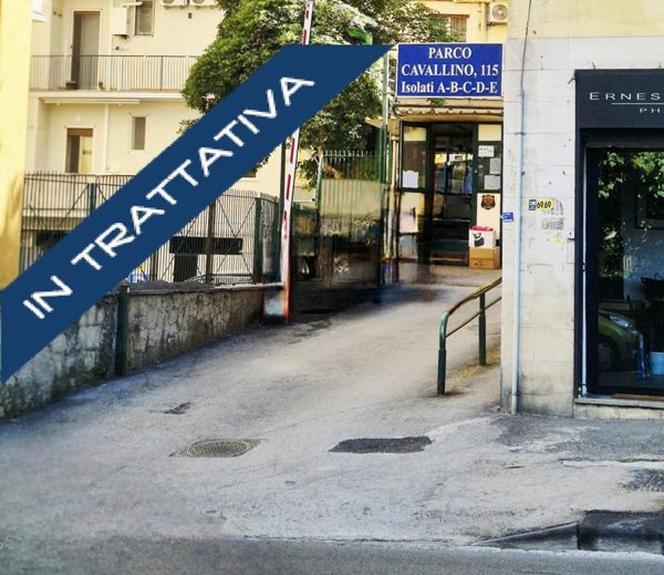 appartamento in vendita a Napoli in zona Camaldoli