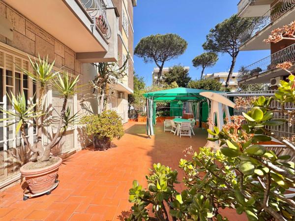 appartamento in vendita a Napoli in zona Capodimonte / Colli Aminei