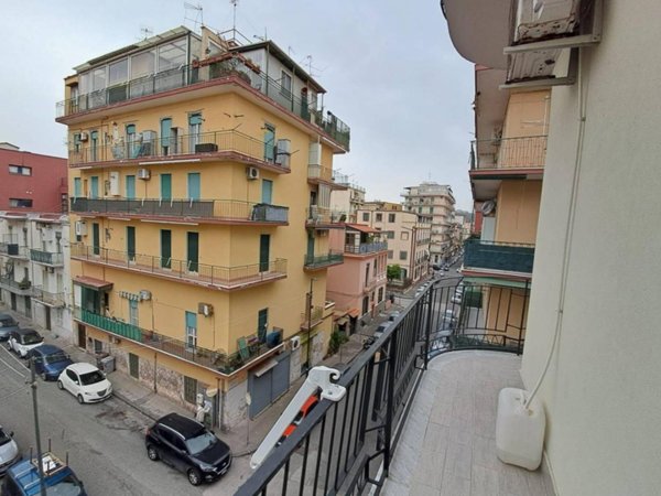 appartamento in vendita a Napoli in zona Bagnoli