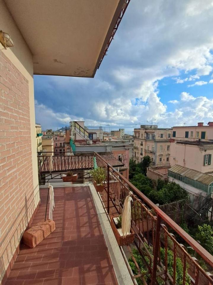 appartamento in vendita a Napoli in zona Bagnoli