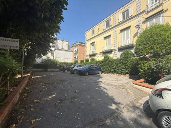appartamento in vendita a Napoli in zona Posillipo