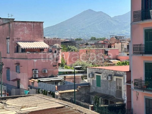 appartamento in vendita a Napoli in zona Barra