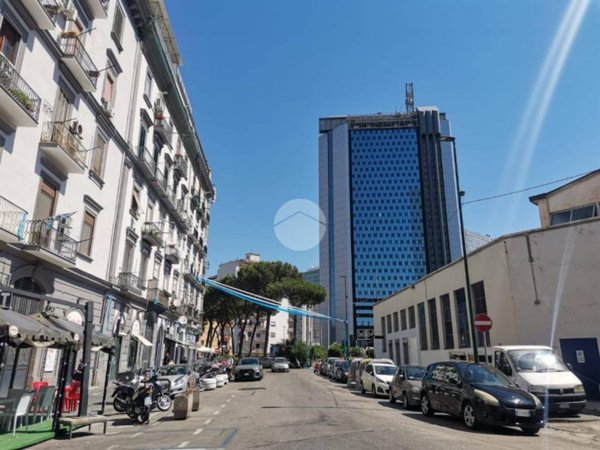 appartamento in vendita a Napoli in zona Vicaria