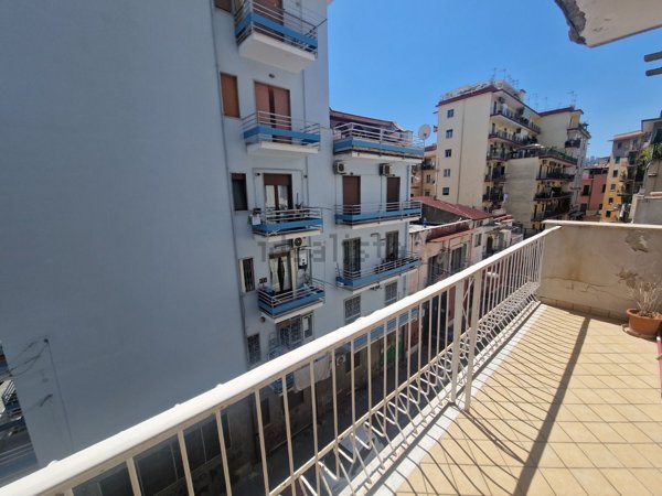 appartamento in vendita a Napoli in zona San Lorenzo