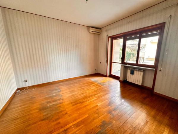 appartamento in vendita a Napoli in zona Arenella
