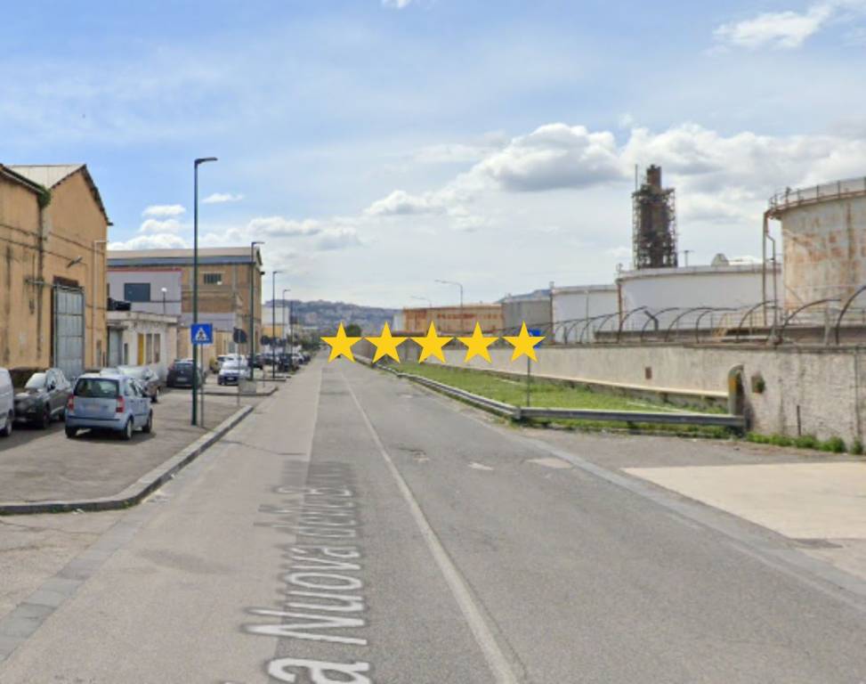 appartamento in vendita a Napoli in zona Zona Industriale-Ferrovia