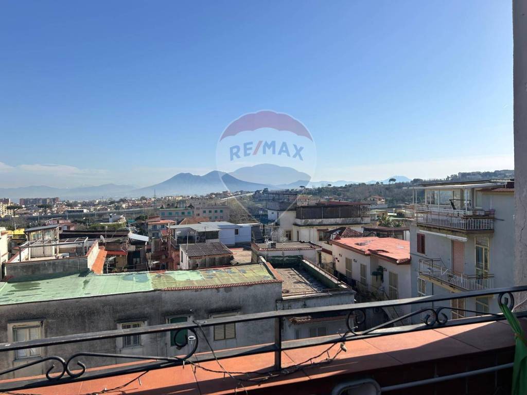 appartamento in vendita a Napoli in zona Chiaiano