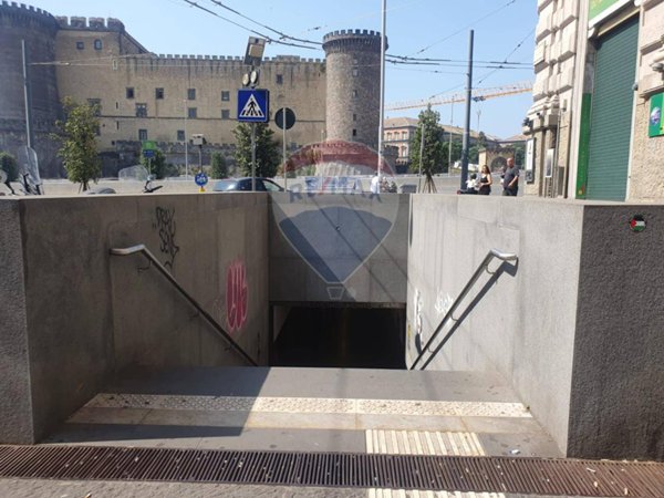 appartamento in vendita a Napoli in zona Porto