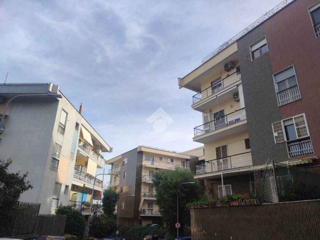 appartamento in vendita a Napoli in zona Capodimonte / Colli Aminei
